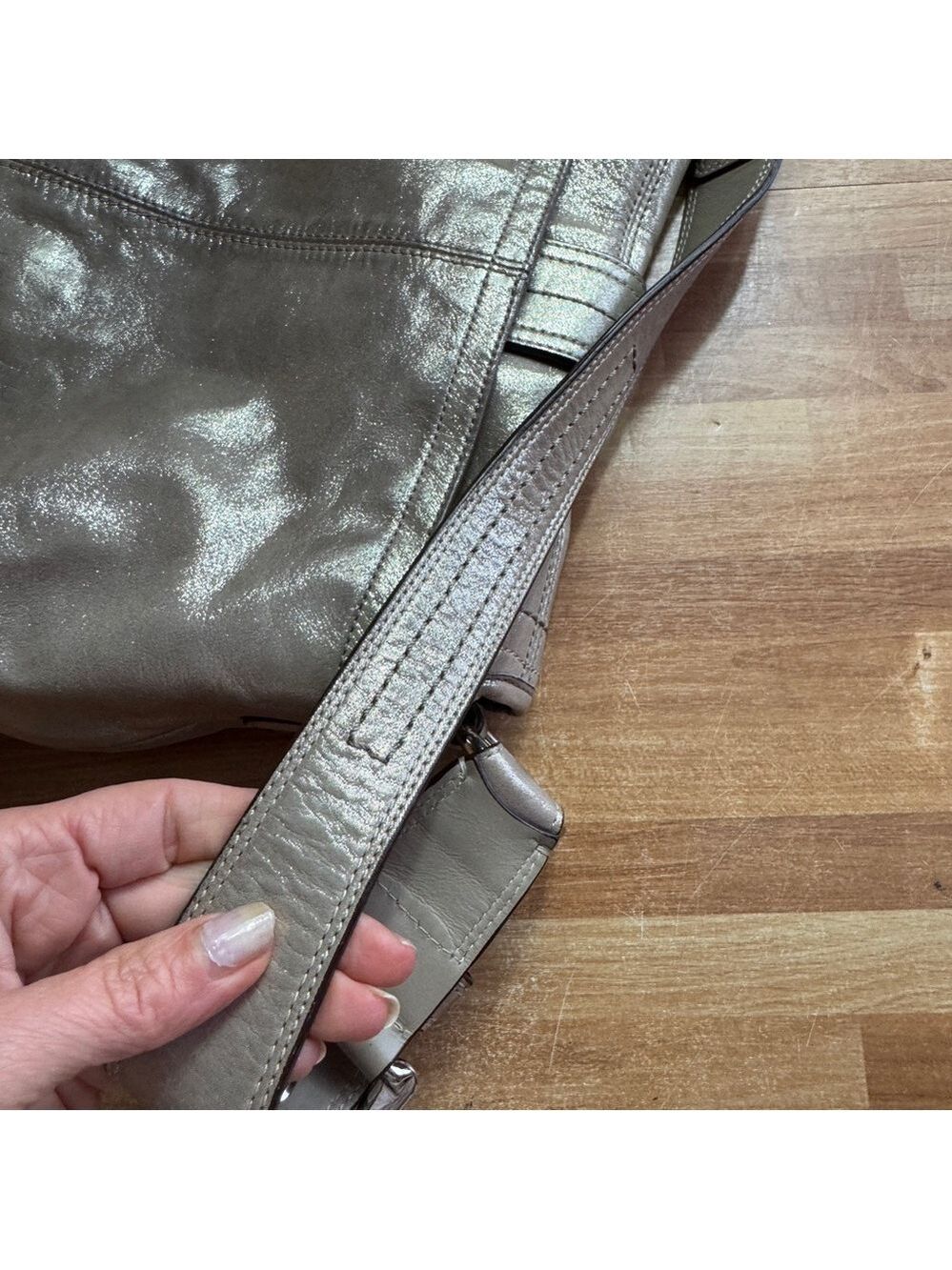 Coach Soho Flap Buckle Shoulder Bag metallic champagne, vintage - Picture 10 of 15